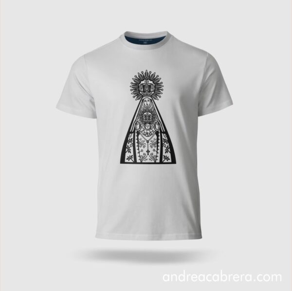 Camiseta con diseño monocromático de la Virgen de Peñarroya